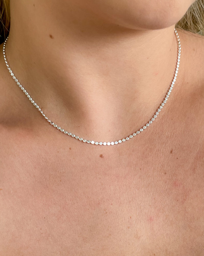 Colar Medalhinhas - Semijoia Banhado a Prata