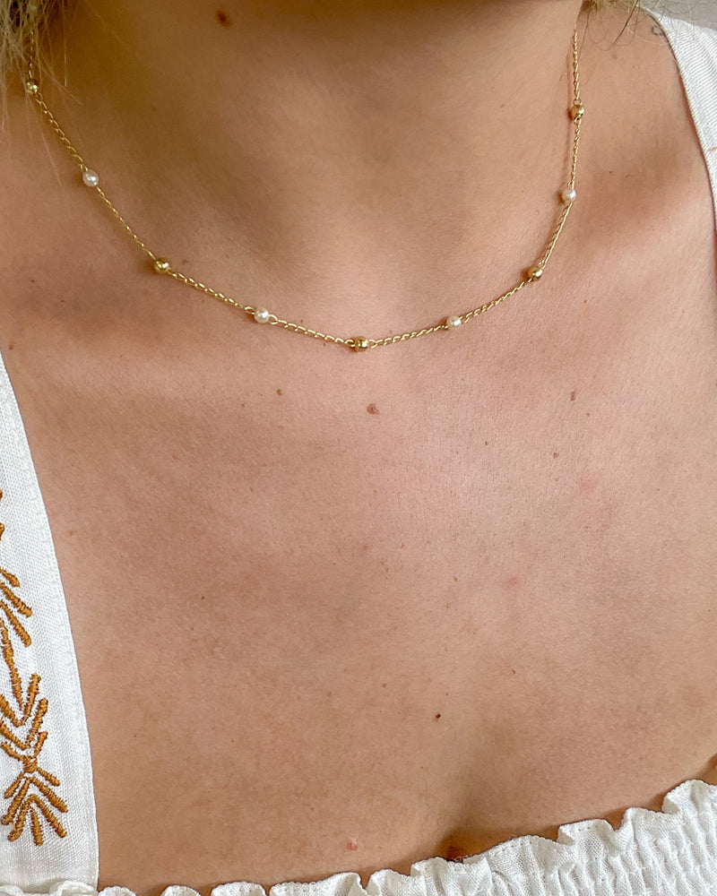 Colar Perolas e Bolinhas - Semijoia Banhado em Ouro 18k