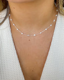 Colar Pérolas formato Coração - Semijoia Banhado a Prata