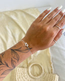 Pulseira Regulável Triângulo - Semijoia Banhado a Prata