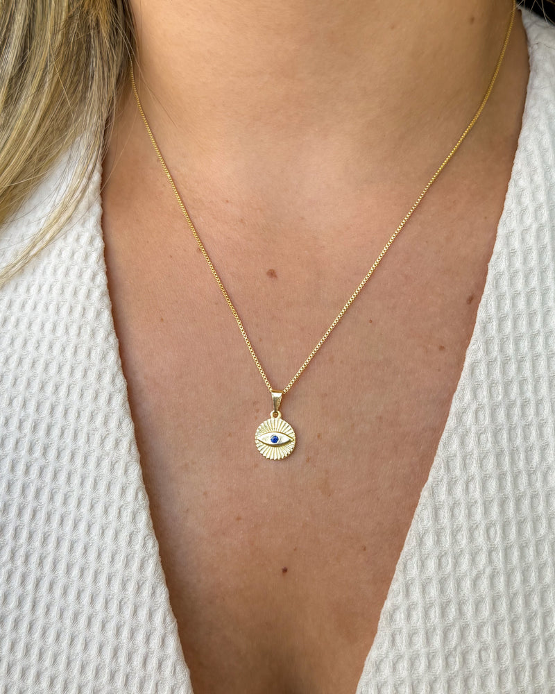 Colar Pingente Medalha Olho Grego - Semijoia Banhado em Ouro 18k