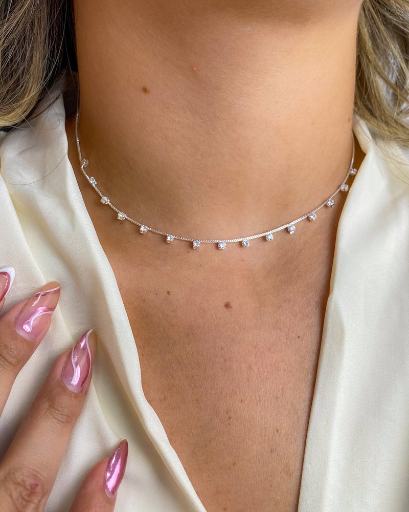 Colar Choker Ponto de Zircônia - Semijoia Folheada em Prata