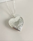 Colar Relicário Coração Detalhado + Foto Personalizada - Prata - Áurea Acessórios
