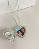 Colar Relicário Coração Detalhado + Foto Personalizada - Prata - Áurea Acessórios