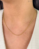 Colar Detalhe Cruz Lateral -  Semijoia Folheada a Ouro 18k