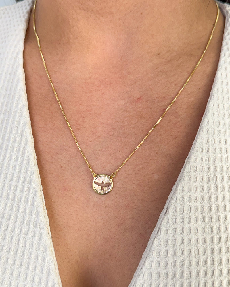 Escapulário Espírito Santo - Semijoia Banhado em Ouro 18k