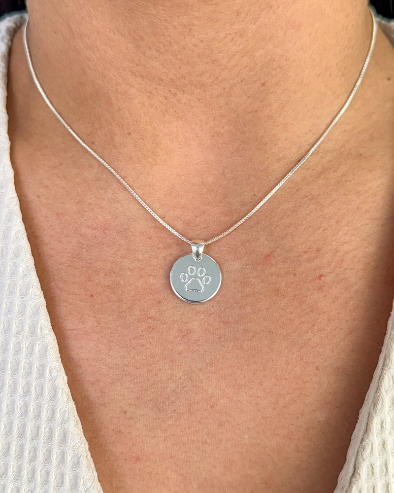 Colar Pingente Medalha Pet - Semijoia Banhado a Prata