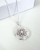 Colar Relicário Redondo + Foto Personalizada - Semijoia Banhado a Prata