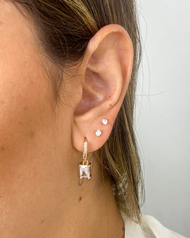 Argola com Pingente Zircônia Quadrada - Dourado - Áurea Acessórios