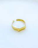 Anel Regulável Meio Canelado - Semijoia Banhado em Ouro 18k