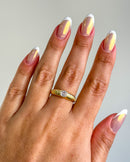 Anel Regulável Canelado com Zircônia - Semijoia Banhado em Ouro 18k