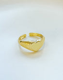 Anel Regulável Canelado Coração - Semijoia Banhado em Ouro 18k