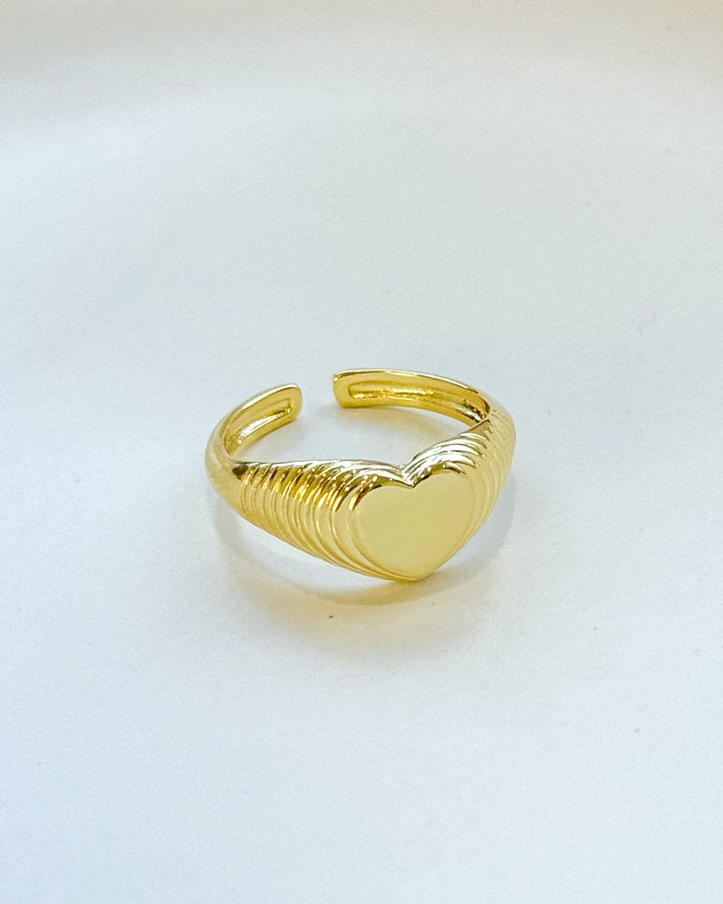 Anel Regulável Canelado Coração - Semijoia Banhado em Ouro 18k