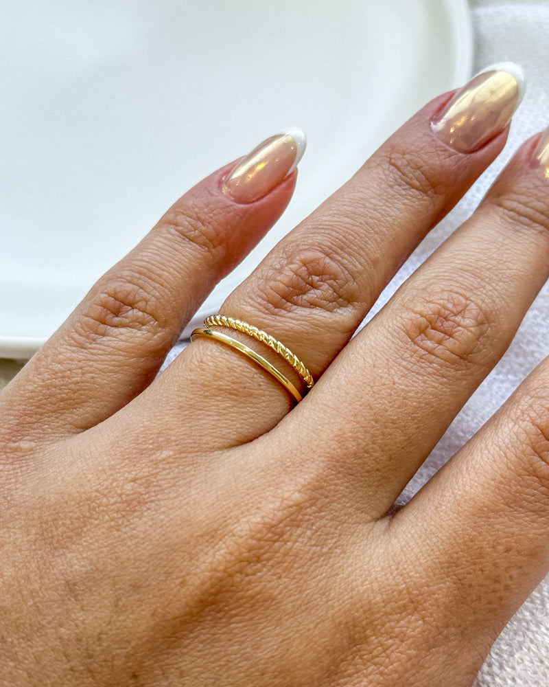 Anel Regulável Duplo Detalhado - Semijoia Banhado em Ouro 18k