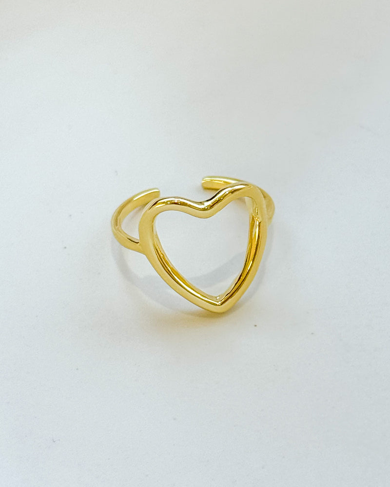 Anel Regulável Coração Vazado - Semijoia Banhado em Ouro 18k