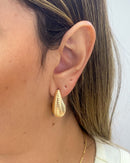 Brinco Gota Riscada M - Dourado - Áurea Acessórios