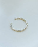 Anel Regulável Entrelace - Semijoia Banhado a Prata