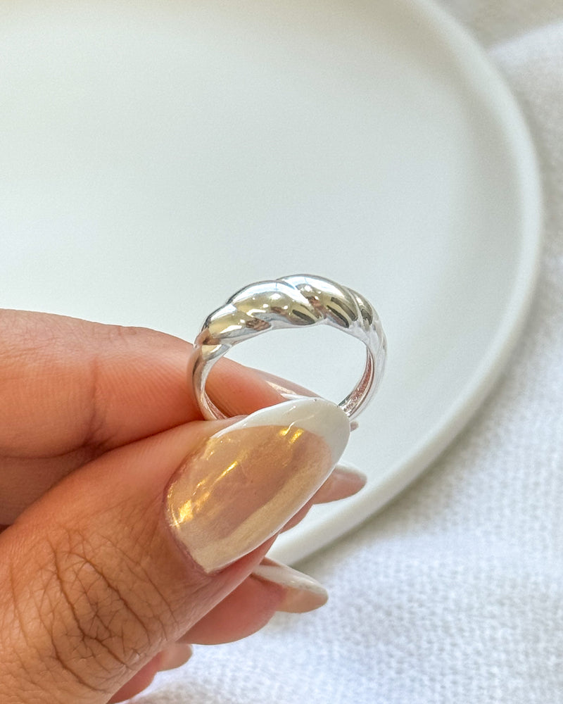 Anel Regulável Croissant - Semijoia Banhado a Prata