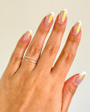 Anel Regulável Duplo Detalhado - Semijoia Banhado a Prata