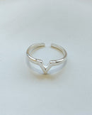 Anel Regulável V - Semijoia Banhado a Prata