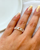 Anel Regulável Elos Vazados - Semijoia Banhado a Prata