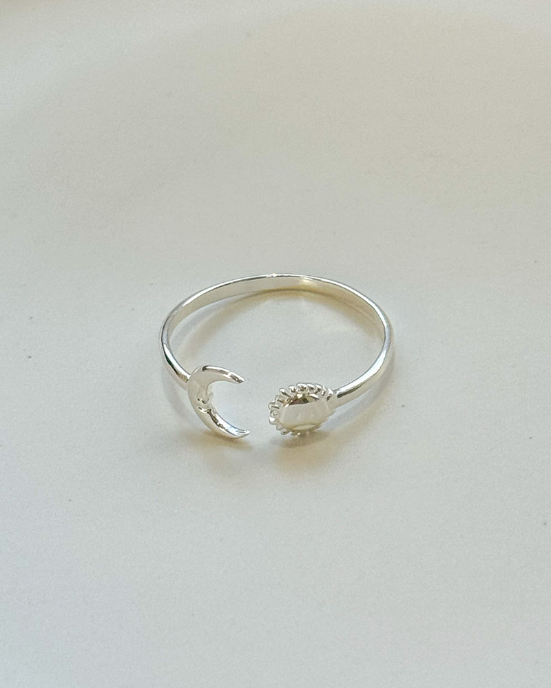 Anel Regulável Lua Sol - Semijoia Banhado a Prata