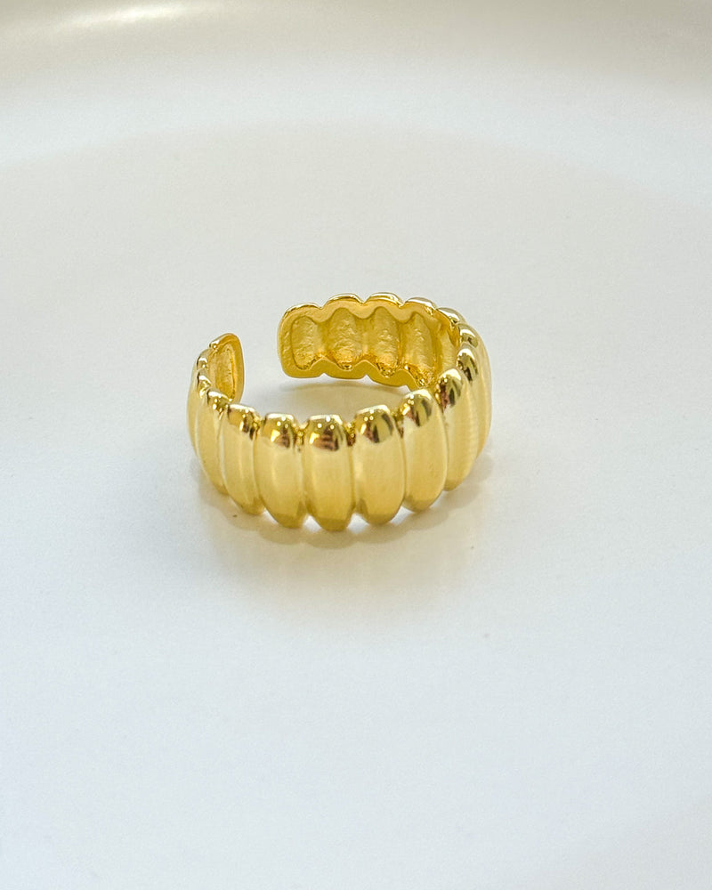 Anel Regulável Canelado Bold - Semijoia Banhado em Ouro 18k