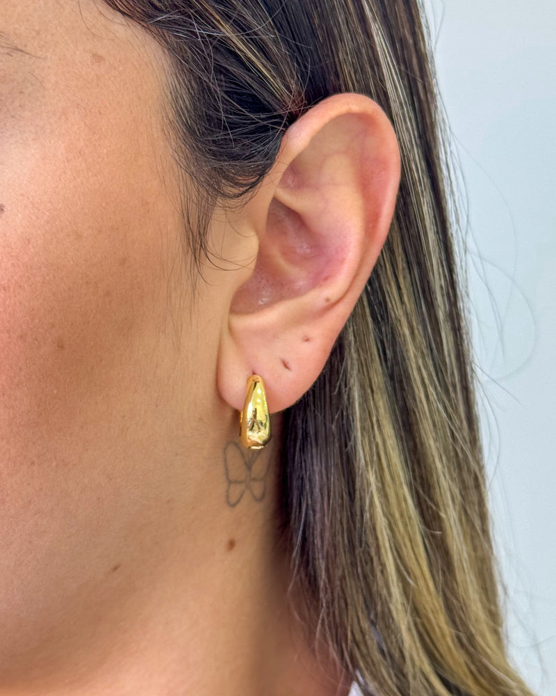 Argola Click Boleada - Semijoia Banhado em Ouro 18k