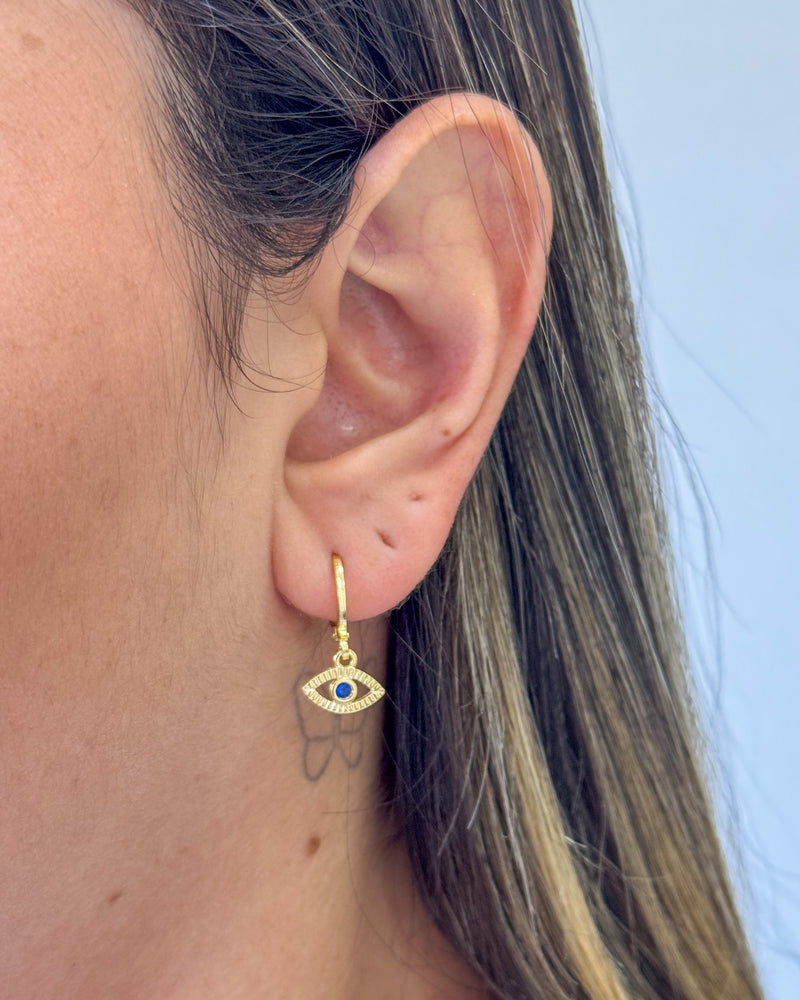 Argolinha com Pingente Olho Grego Vazado - Semijoia Banhado em Ouro 18k