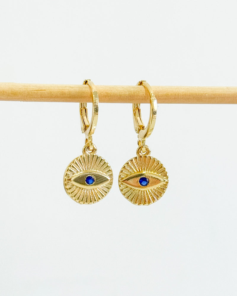 Argolinha com Pingente Medalha Olho Grego - Semijoia Banhado em Ouro 18k