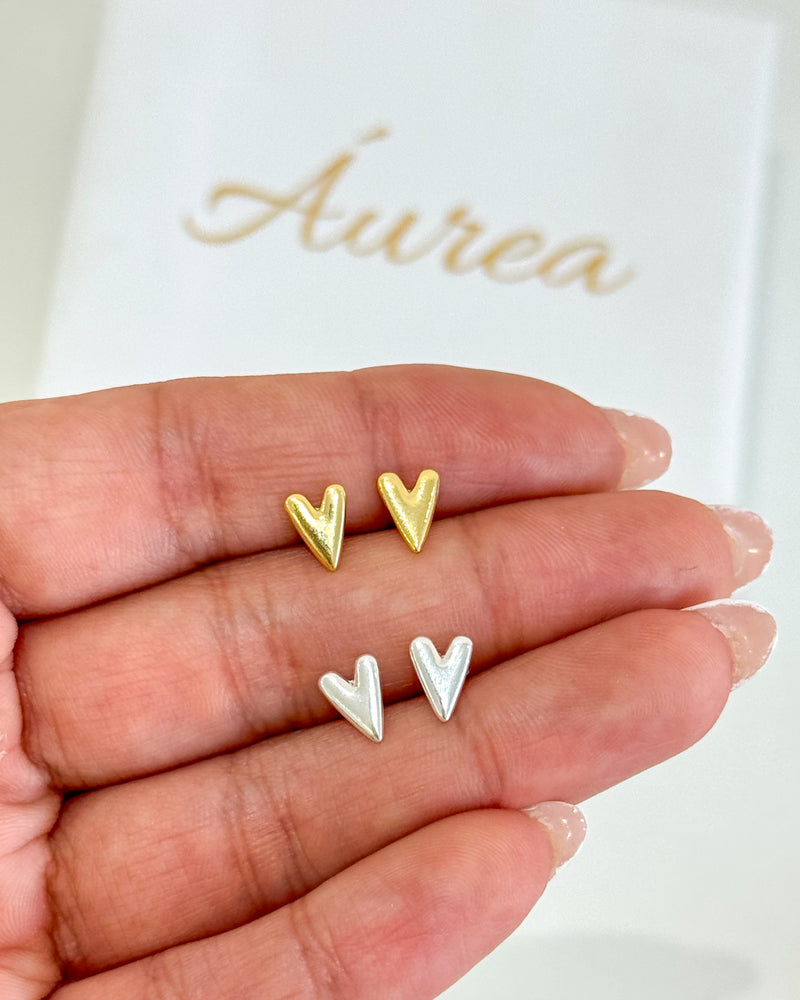 Brinco Coração Puxadinho - Semijoia Banhado em Ouro 18k