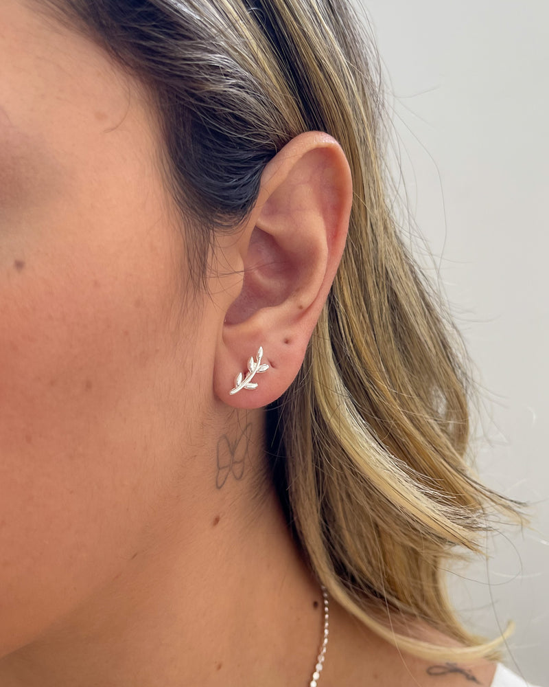 Brinco Raminho - Semijoia Banhado a Prata