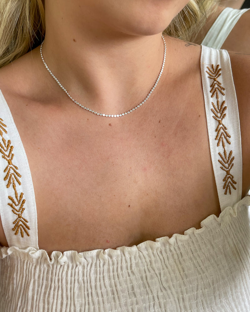 Colar Medalhinhas - Semijoia Banhado a Prata