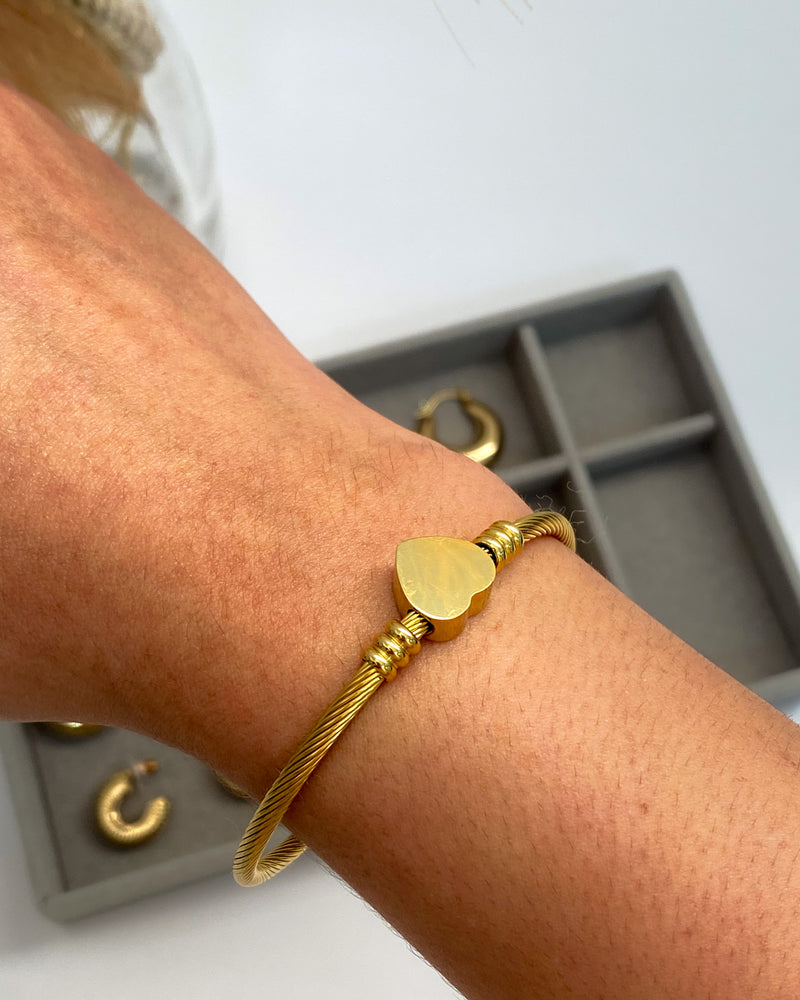 Bracelete Torcido Regulável Coração - Dourado - Áurea Acessórios