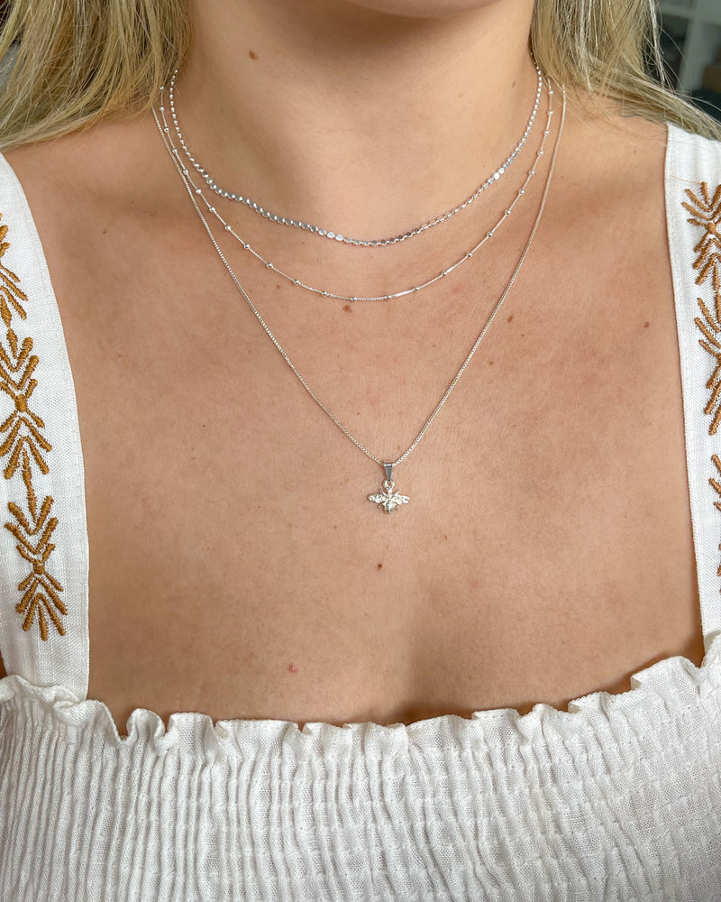 Conjunto de Colares Abelha - Semijoia Banhado a Prata