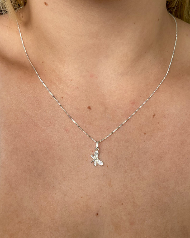 Colar Pingente Libélula Cravejada - Semijoia Banhado a Prata