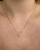 Colar Pingente Folha Cravejada - Semijoia Banhado em Ouro 18k