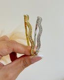 Bracelete Ondas Cravejado  - Semijoia em Aço Inox Ouro