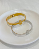 Bracelete H  - Semijoia em Aço Inox Ouro