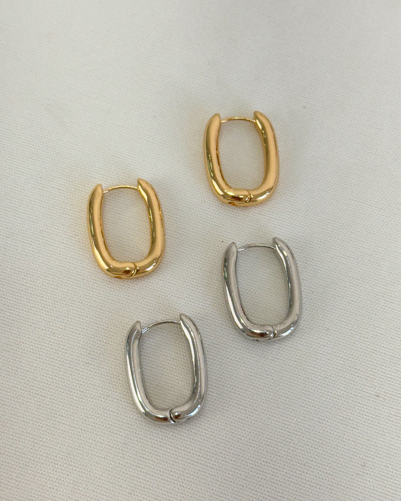 Argola Quadrada Click - Semijoia Folheada em Prata