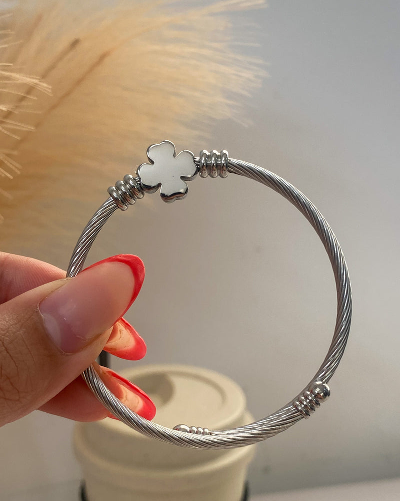 Bracelete Trevo Regulável - Aço Inoxidável - Áurea Acessórios