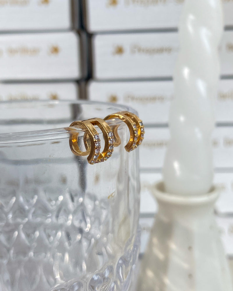 Piercing Fake U com Zircônias - Dourado - Áurea Acessórios