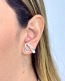Ear Hook Line - Semijoia Banhada a Prata