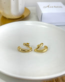 Ear Hook Line - Semijoia Banhada a Ouro 18k