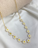 Colar Choker Margaridas - Dourado - Áurea Acessórios