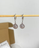 Argolinha com Pingente Rosa dos Ventos - Semijoia Banhado a Prata