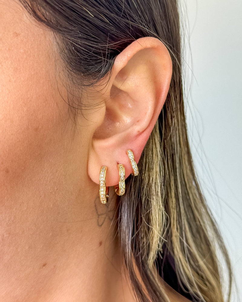 Trio de Brincos Coração Cravejado - Semijoia Folheada a Ouro 18k