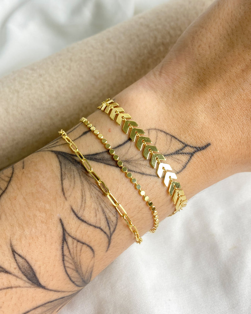 Conjunto de Pulseiras Medalhinhas + Cartier + Setas - Semijoia Banhado em Ouro 18k