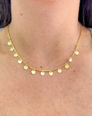 Colar Choker Medalhas Peduradas - Semijoia Folheada a Ouro 18k