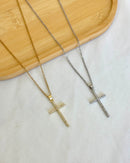 Colar Crucifixo Cravejado - Semijoia Aço Inox Ouro